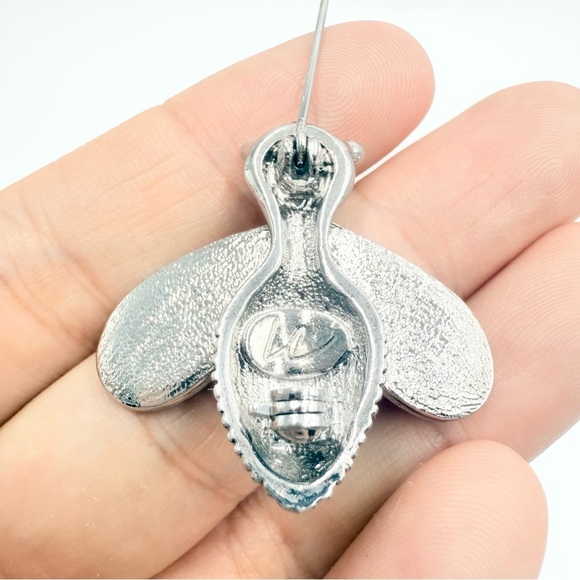 Liz Claiborne Enamel Silver and Gold Bee Brooch pin - Picture 3 of 5